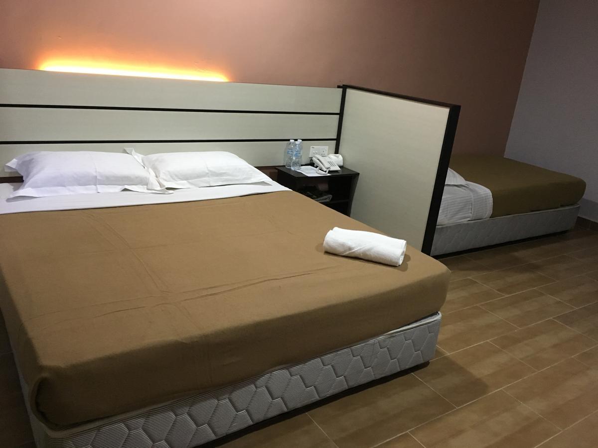 Grand Business Hotel Jertih Buitenkant foto